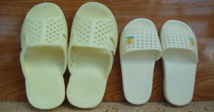 Truy tìm lịch sử của những đôi dép huyền thoại ở Việt Nam
