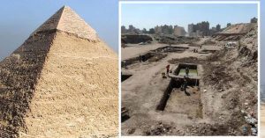 Kỳ lạ những dòng chữ xuất hiện trên tàn tích 2.400 năm tuổi trong ngôi đền pharaoh