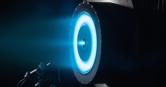 NASA thử động cơ ion có thể đưa người lên sao Hỏa
