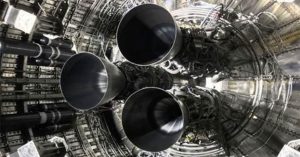 Elon Musk hé lộ khoang động cơ của nguyên mẫu Starship mới
