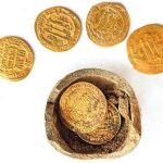 Phát hiện những đồng tiền vàng 1.200 năm tuổi tại Israel