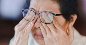 Đột quỵ mắt: Nguyên nhân, triệu chứng và cách điều trị