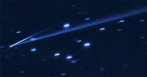 Hubble ghi lại khoảnh khắc cực hiếm tiểu hành tinh tự phân rã