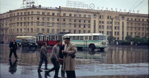 Ảnh màu ấn tượng về đường phố Leningrad những năm 1960