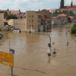 Hàng nghìn dân Đức, Hungary sơ tán vì lũ cao kỷ lục