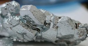 Cùng xem anh chàng này bẻ khóa bằng tay không nhờ chất Gali