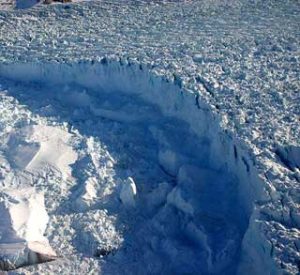 Đảo Greenland đang tan chảy với tốc độ “chóng mặt”