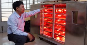 Sinh viên chế tạo hệ thống sấy hồng ngoại thông minh