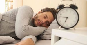 Làm sao để thức dậy mỗi sáng mà không cần cả loạt chuông báo thức?