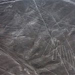 Phát hiện hơn 20 hình vẽ khổng lồ kỳ lạ trên sa mạc của Peru