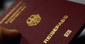 Hộ chiếu Singapore “quyền lực” nhất thế giới