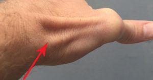 Nhìn thấy suốt ngày nhưng chắc bạn không hề biết “chiếc hõm” này để làm gì