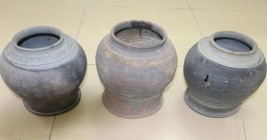 3 hũ sành cổ thời Trần – Lê được phát hiện ở khu vực Văn miếu Hà Tĩnh