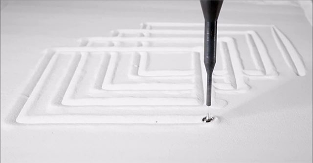 In 3D đồ nội thất trong vài phút bằng kim loại lỏng