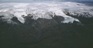 Siêu núi lửa lớn nhất Iceland sắp nổi cơn thịnh nộ