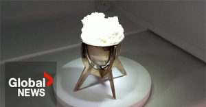 Ra mắt kem làm từ nhựa đầu tiên trên thế giới