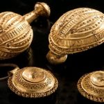 Kho báu 2600 năm hé lộ bí mật trong mộ công chúa Celtic