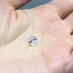 Kim cương hiếm hé lộ có nhiều nước ở sâu trong lòng Trái đất