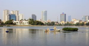 Chế phẩm của Đức giải cứu hồ bẩn ở Hà Nội