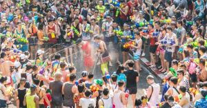 Vì sao người Thái té nước vào lễ Songkran?