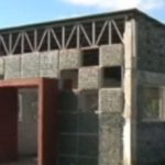 Philippines xây lớp học bằng chai nhựa tái chế