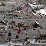 Philippines điêu tàn sau bão lớn