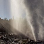Phát hiện mạch nước ngầm phun trào cao nhất thế giới tại Yellowstone