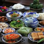 Ăn uống ngày Tết như thế nào để vẫn khỏe?