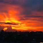 Giải mã mây “phượng hoàng lửa” xuất hiện trên bầu trời TP.HCM