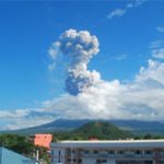Núi lửa phun trào tại Philippines, 5 người chết