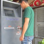 Máy thu học phí tự động