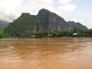 Đập sông Mekong “ảnh hưởng bữa ăn của hàng triệu người”