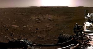 Robot NASA lần đầu tiên chụp ảnh toàn cảnh sao Hỏa