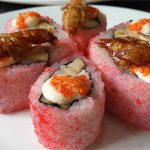 Trung Quốc sản xuất sushi và thịt từ trang trại hàng tỷ con gián nuôi