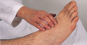 Hướng dẫn cách tự kiểm tra xem mạch máu có bị tắc hay không