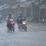 Dự báo thời tiết ngày 13/6: Hà Nội tiếp tục có mưa giông kéo dài