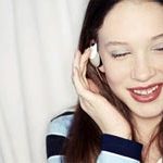 Nghe headphone quá 90 phút sẽ hỏng tai
