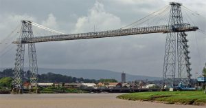 Chiêm ngưỡng cây cầu vừa “cổ” vừa “quái”