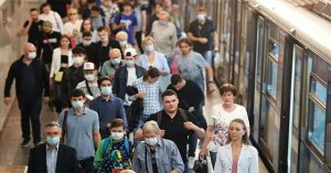 Người hai lần nhiễm virus SARS-CoV-2 với các triệu chứng khác nhau