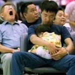 Nhịn ăn để tránh mệt mỏi khi đi máy bay