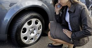 Các xử lý khi xe ô tô bị nổ lốp