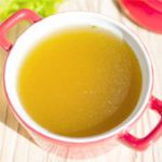 Vì sao bạn nên uống nước hầm xương?