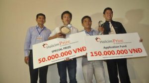 Đề tài “Thiết bị chưng cất nước ngọt” đạt giải nhất