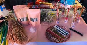 Sáng chế độc đáo ống hút làm từ hạt gạo giúp bảo vệ môi trường của học sinh