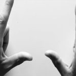 Lý giải khoa học cho việc nhầm lẫn bên phải – bên trái