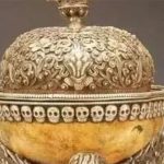 Sự thật rùng rợn đằng sau cốc uống rượu được làm từ hộp sọ của vua Tống