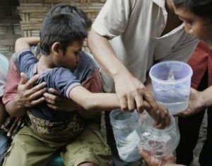 Sôi sục vì ‘đá thần’ chữa bách bệnh