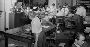 Trước khi có Internet, The New York Times làm báo thủ công như thế nào?