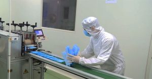 Cận cảnh quy trình sản xuất khẩu trang y tế