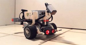 Xem AI được tạo nên từ trí thông minh của… giun có thể đỗ xe một cách hoàn hảo